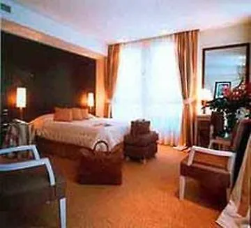 Hotel Grand Du Calvados - Opera 3*